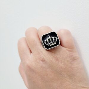Brand New Silver & Black Crown Ring